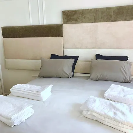 New! Luxury Passy-kennedy In Front Of Eiffel Tower Apartment