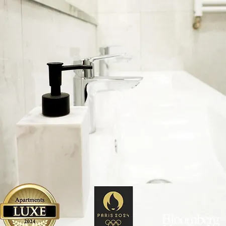 Apartment New! Luxury Passy-kennedy In Front Of Eiffel Tower Paris