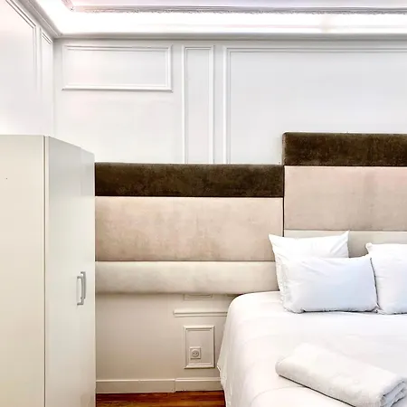 New! Luxury Passy-kennedy In Front Of Eiffel Tower Apartment