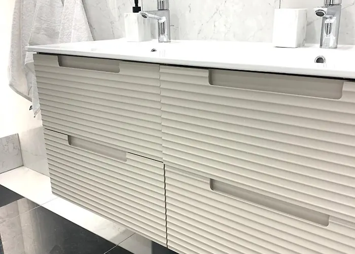 Apartman Devant La Tour Eiffel Et Seine *